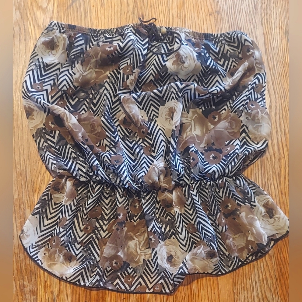 Vivace Strapless Top
